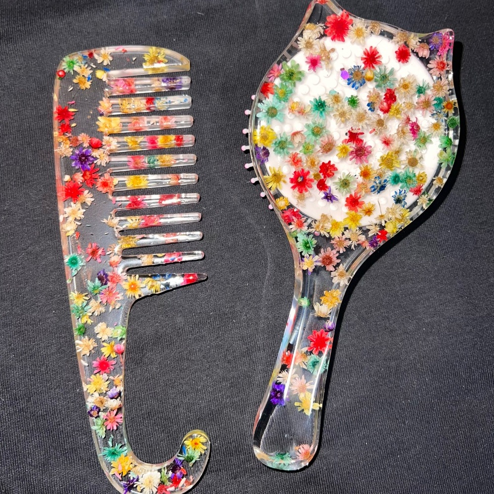 CUSTOM CAT EARS - Brush with Greatness: Customize Your Hair Brush for a Style!